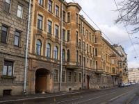 Petrogradsky district,  , house 18. Apartment house