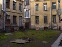 Petrogradsky district,  , house 30. Apartment house