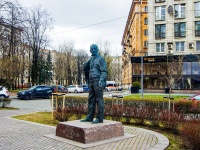 Petrogradsky district, st Petrovskaya naberezhnay. monument