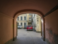 Petrogradsky district, Vvedenskaya st, house 17. Apartment house