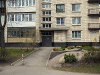 Primorsky district, Lanskoe road, house 26. Apartment house