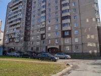 Primorsky district, Savushkin st, house 113. Apartment house