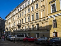 Central district, Nevsky avenue, house 11/2. Apartment house