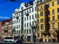 Central district, Nevsky avenue, house 72. Apartment house