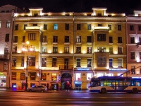 Central district, Nevsky avenue, house 74-76 ЛИТ Г. Apartment house