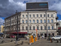 Central district, Nevsky avenue, house 120. Apartment house