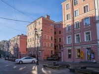 Central district, Nevsky avenue, house 122. Apartment house