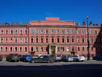 Central district, Nevsky avenue, house 176. office building