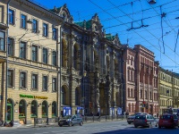 Central district, institute Санкт-Петербургский институт внешнеэкономических связей, экономики и права, Liteyny avenue, house 42