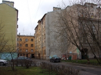 Central district, Ligovskiy avenue, house 68. Apartment house