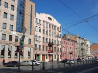 Central district, Ligovskiy avenue, 房屋 121. 公寓楼